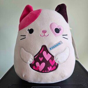 NWT 8" Pyper the Hershey's Kisses cat Squishmallow